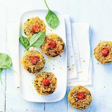 Spaghetti Cupcakes With Cuttlefish and Spinach